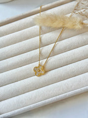 Collar Van Cleef Alhambra vintage 1 trébol Dorado con Piedras