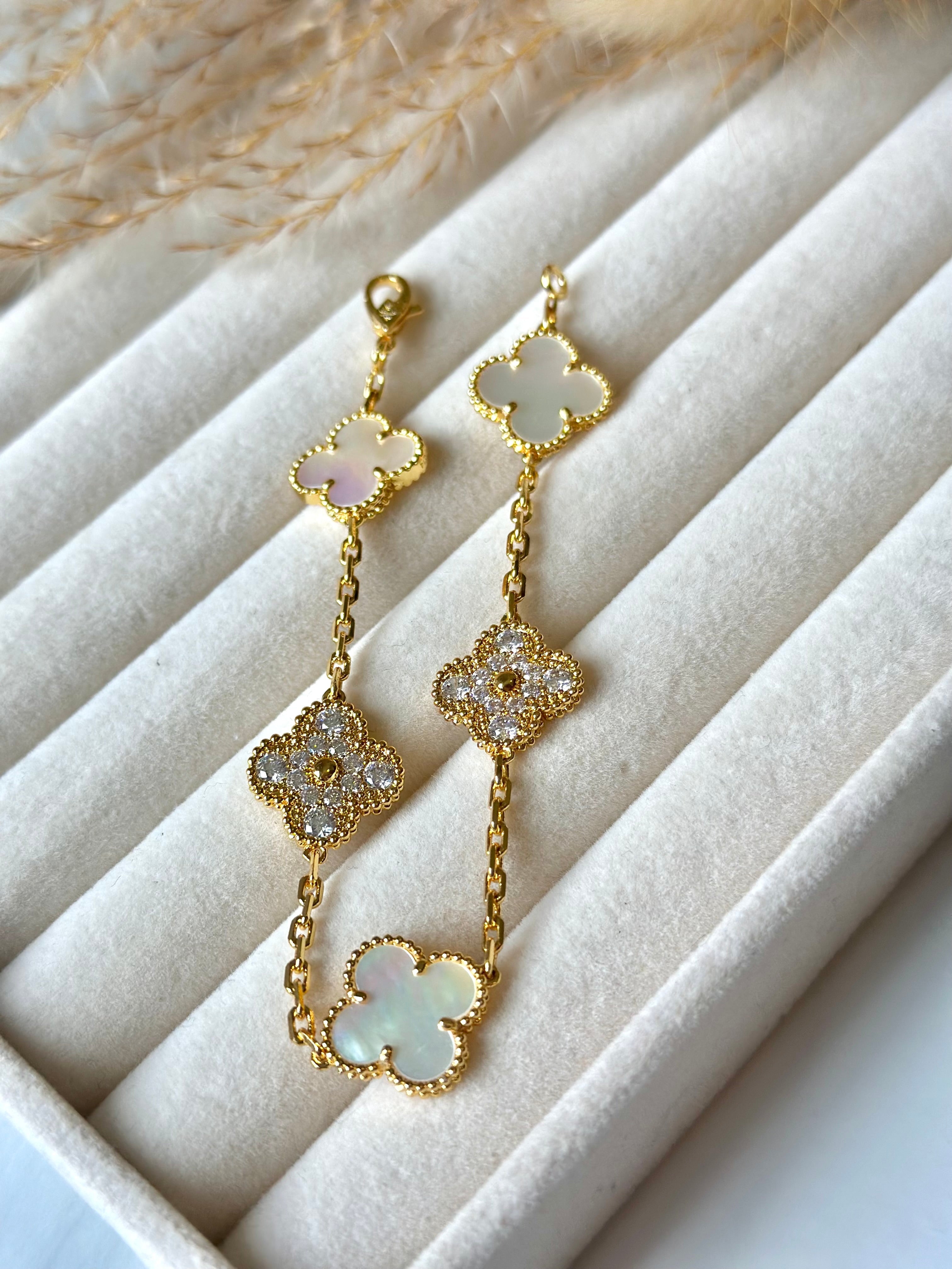 Pulsera Van Cleef Alhambra vintage 5 Tréboles Blanco y Dorado