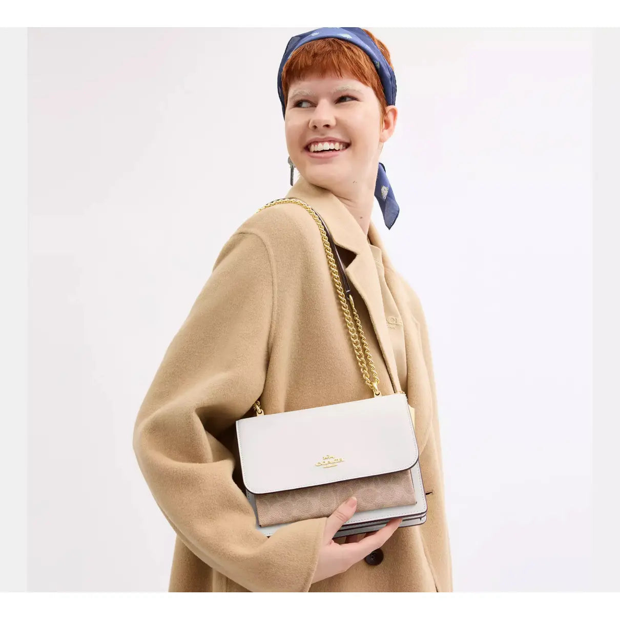 Coach Klare Crossbody Signature Blanca/Crema