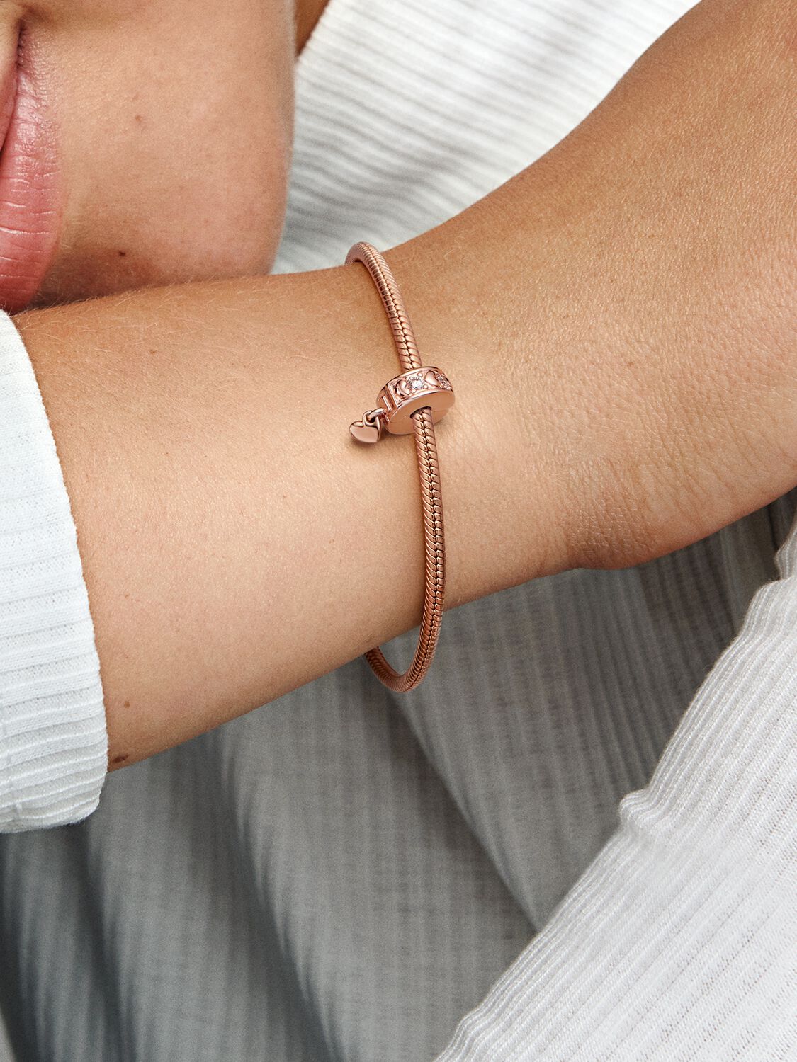 Clip charm colgante “Infinite Hearts”