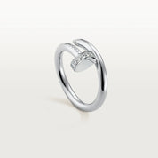 Anillo Clavo Cartier Plateado