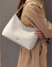 Coach Laurel Shoulder Bag Signature Canvas Blanco Hueso