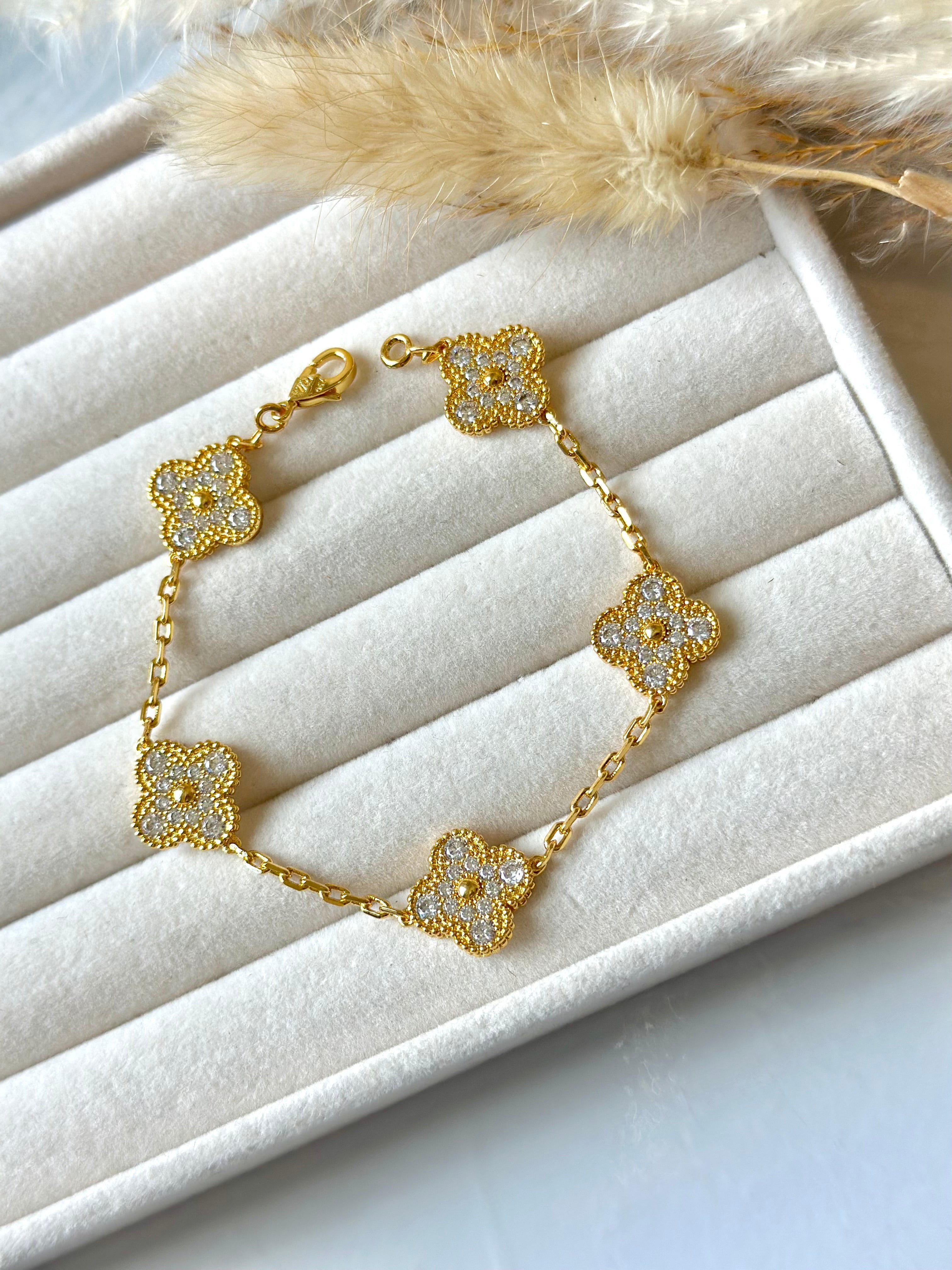Pulsera Van Cleef Alhambra vintage 5 Tréboles Dorado con Piedras