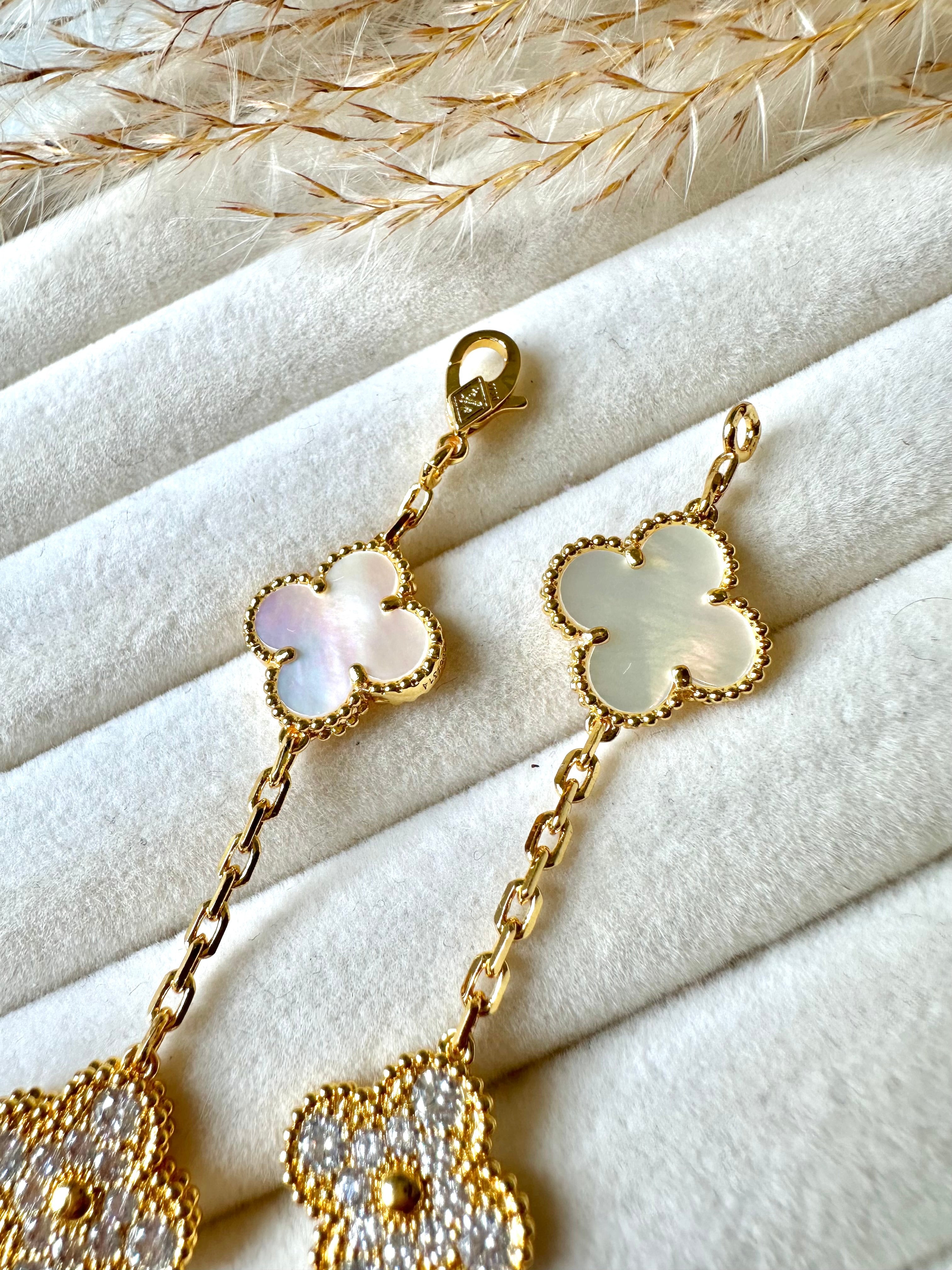 Pulsera Van Cleef Alhambra vintage 5 Tréboles Blanco y Dorado