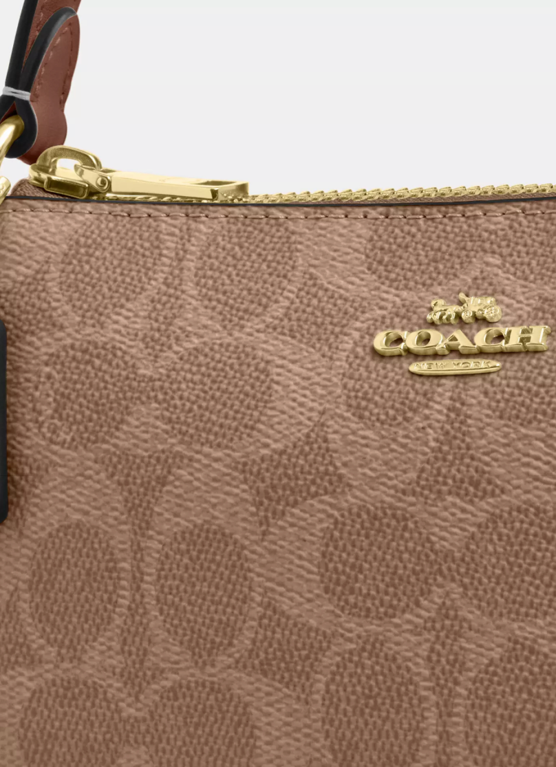 Coach Nolita 19