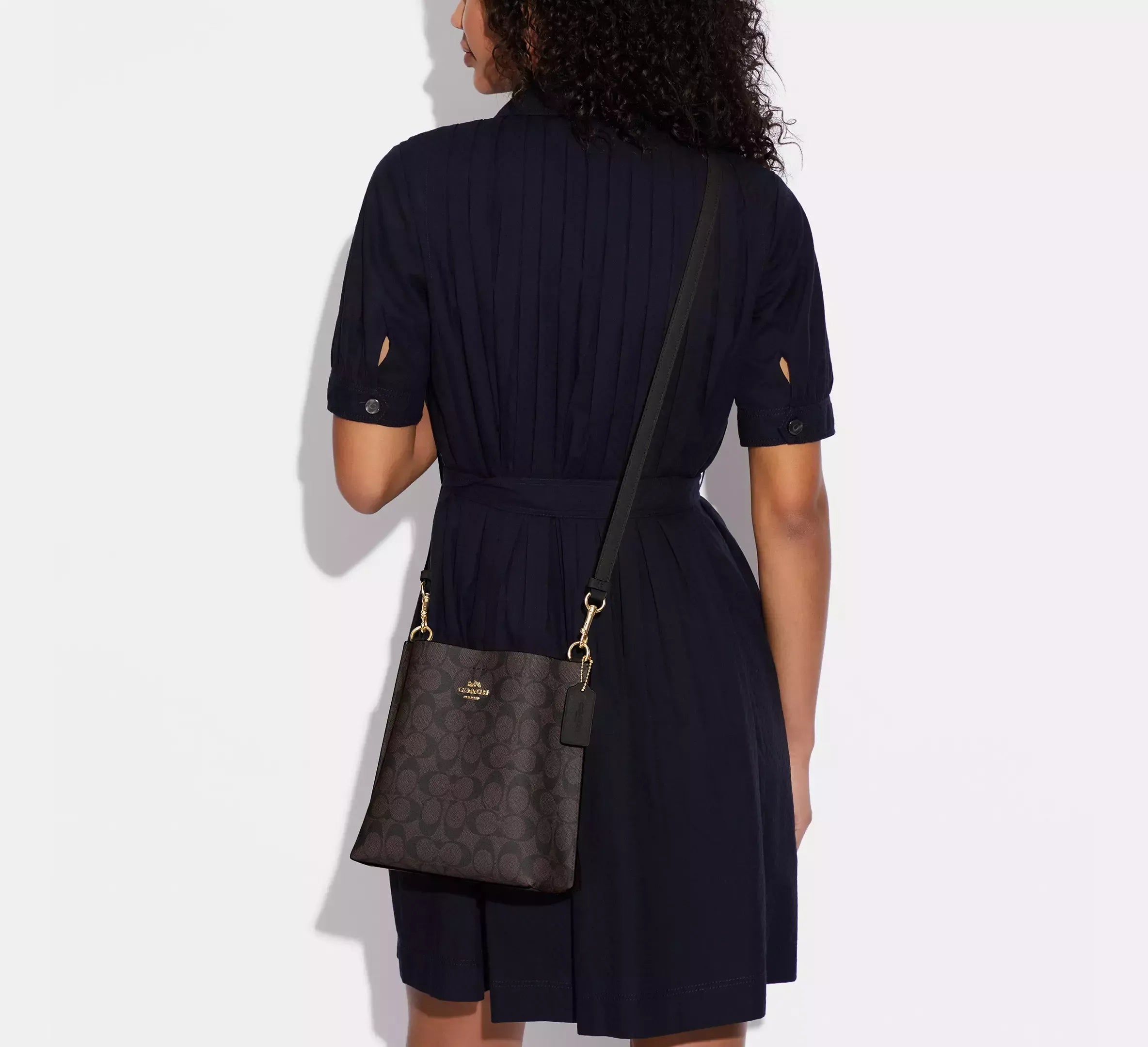 Coach Bucket Mollie Marrón