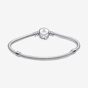 Pulsera Pandora Moments Cadena de Serpiente Cierre Logo Avengers de Marvel